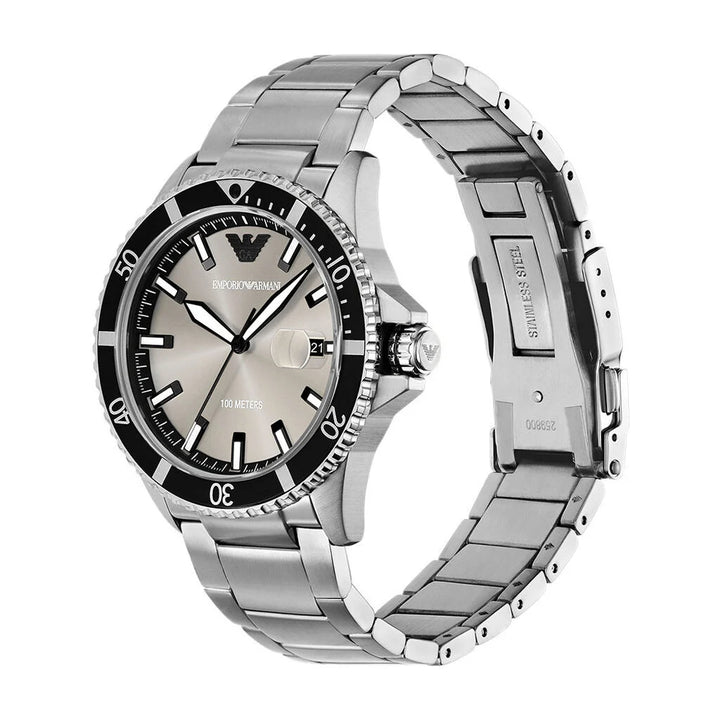 Montre Emporio Armani World Explorer Gris