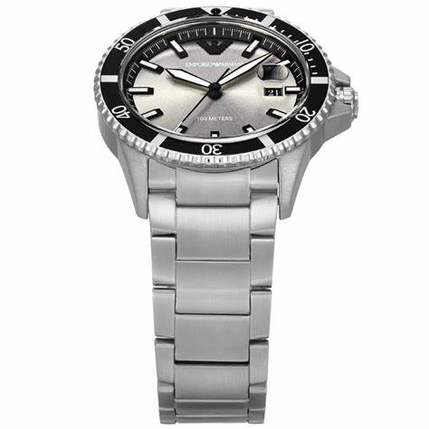 Montre Emporio Armani World Explorer Gris
