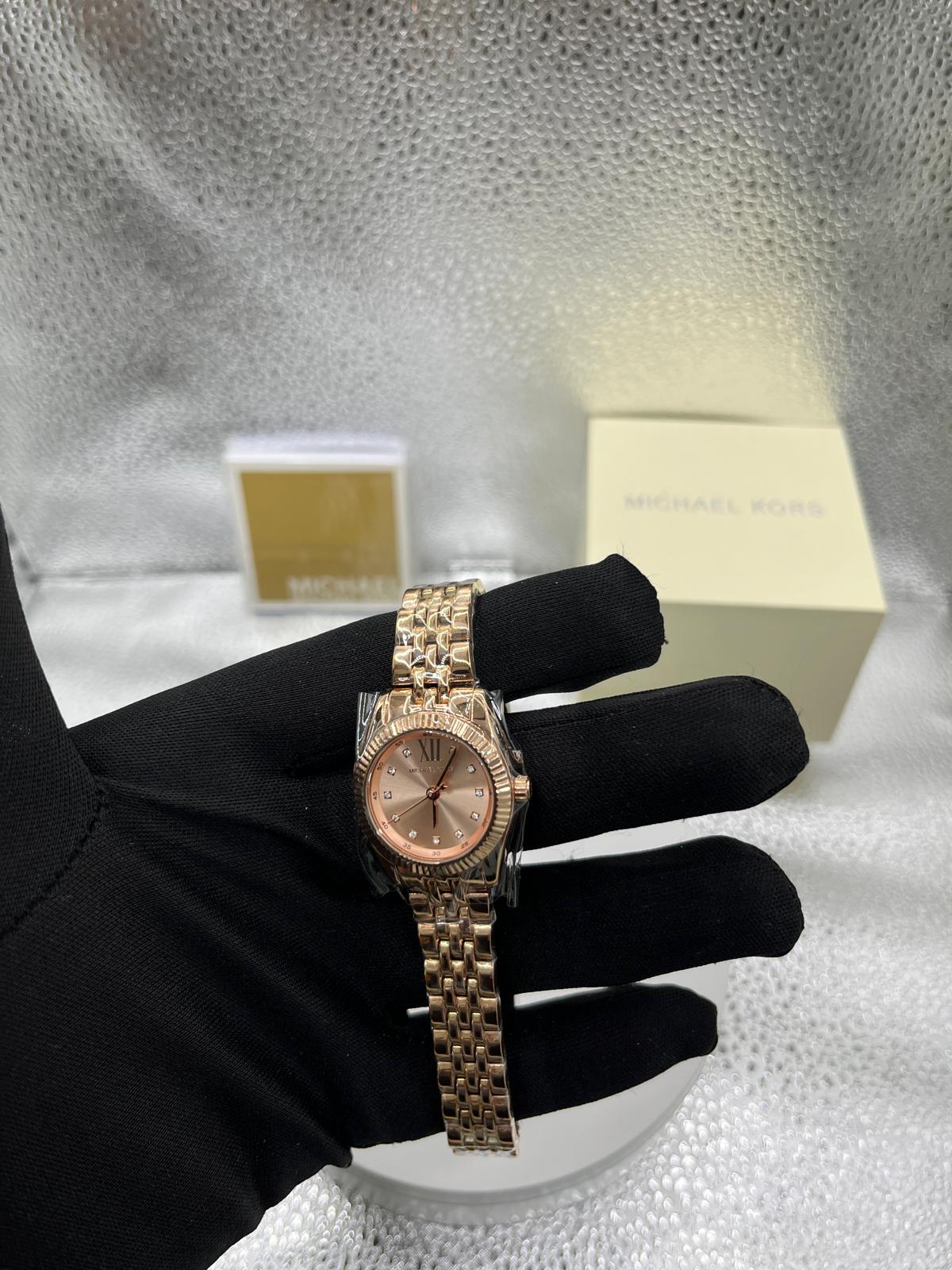 Montre femme michael kors MK4739 pierres pavées