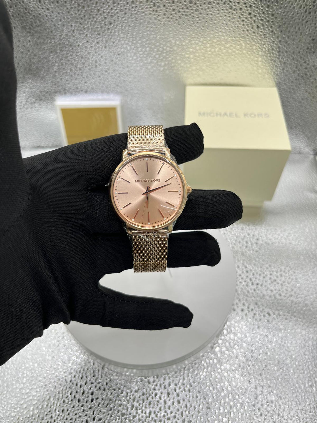 Montre femme Pyper Doré rose MK4340