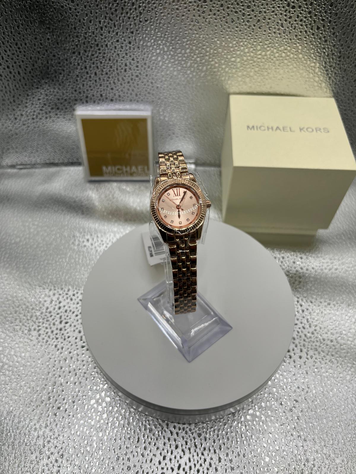 Montre femme michael kors MK4739 pierres pavées