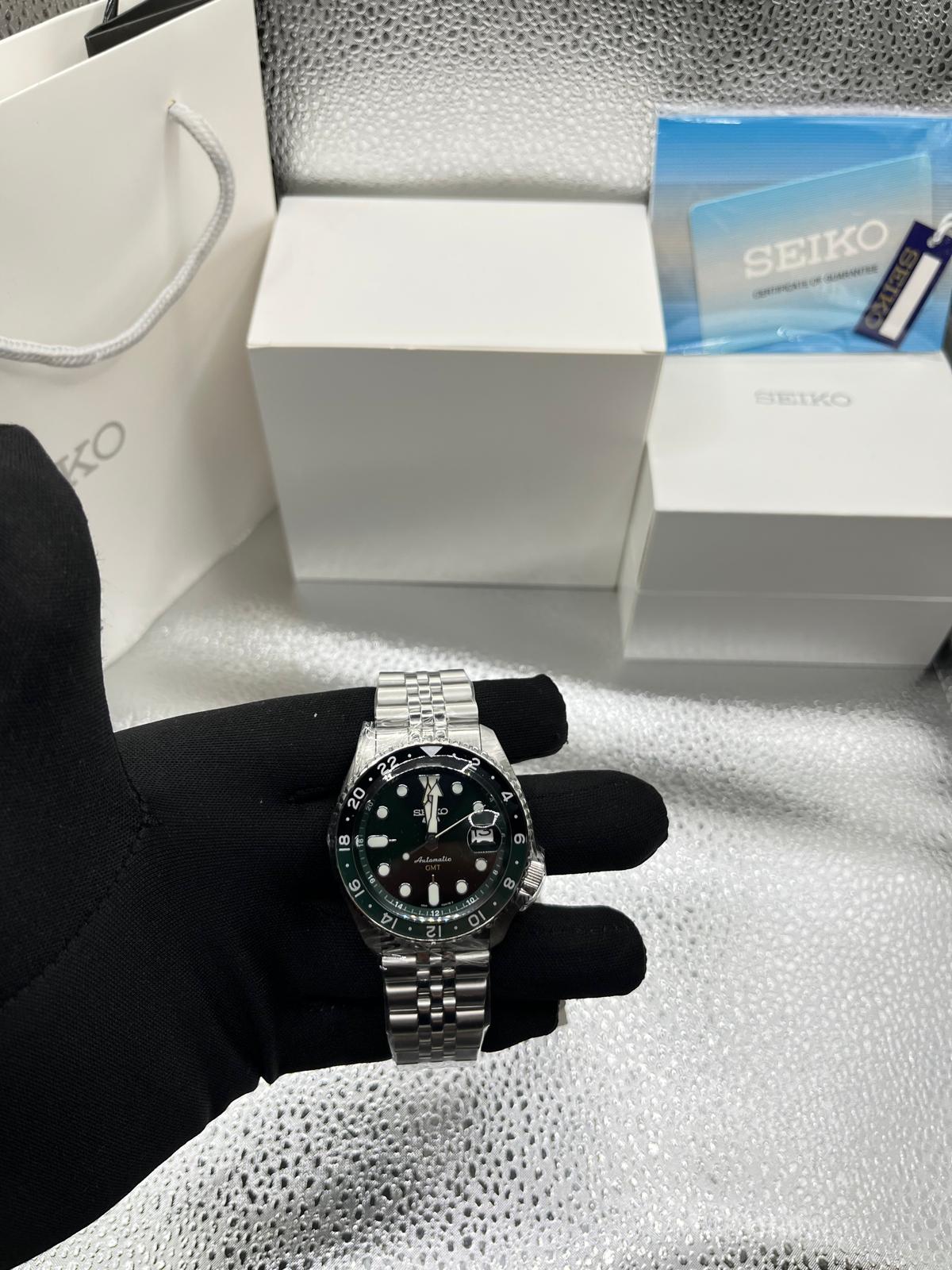 Seiko 5 Sports GMT Vert - Montre Automatique